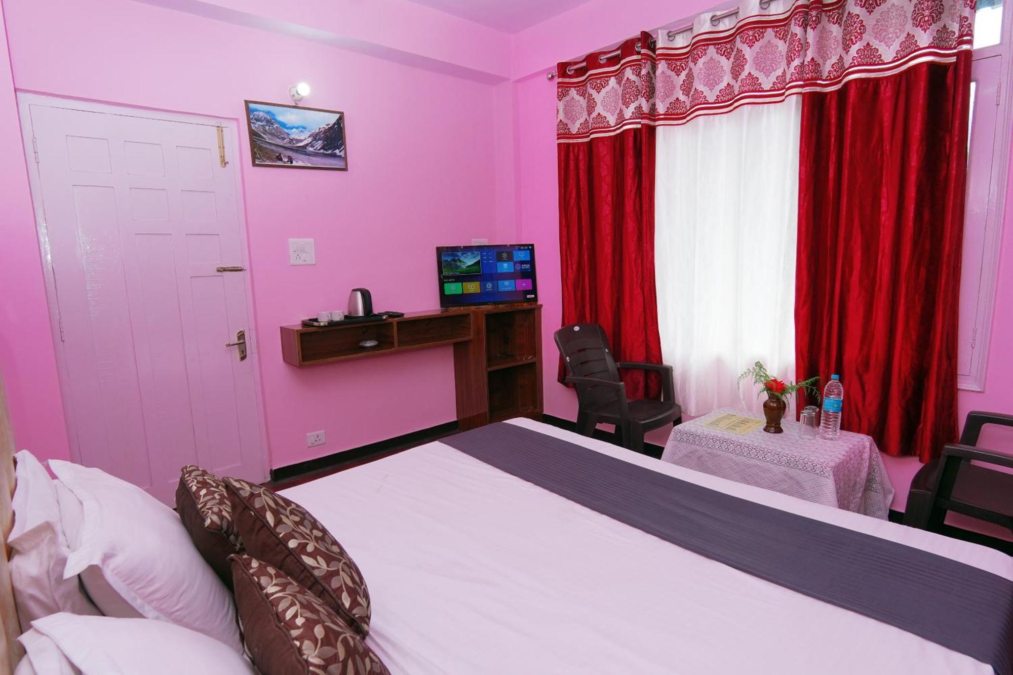 Shimla Hills Apartments 2Bhk Ngoại thất bức ảnh